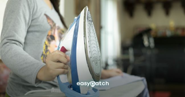 Iron-on patches for fabrics: guide to compatible materials